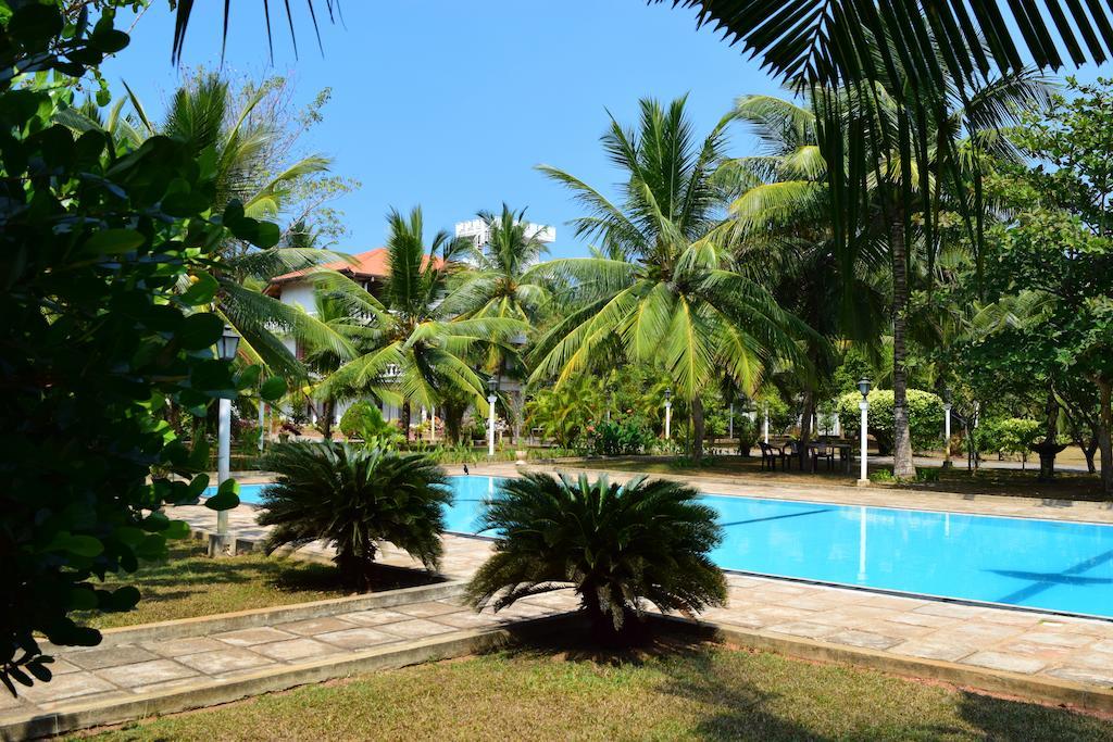 Hotel Lagoon Paradise Negombo Zewnętrze zdjęcie