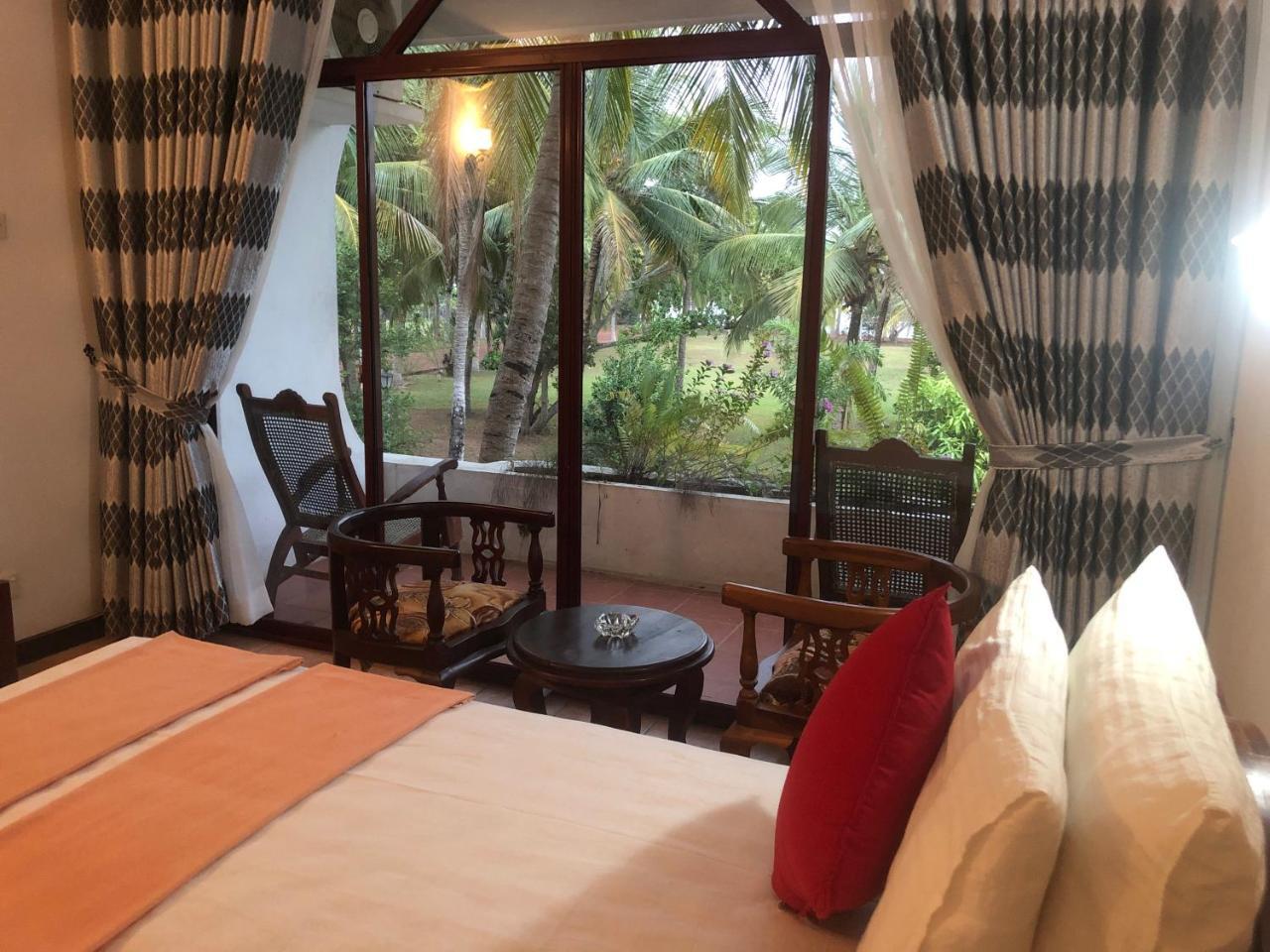 Hotel Lagoon Paradise Negombo Zewnętrze zdjęcie