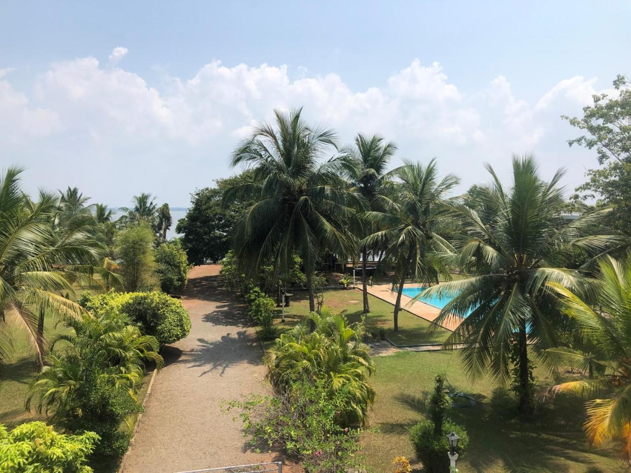 Hotel Lagoon Paradise Negombo Zewnętrze zdjęcie